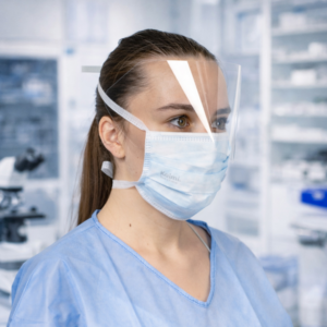 in gebruik maskers blauw – KOLMI® FEELDRY TYPE IIR MASKER MET VIZIER